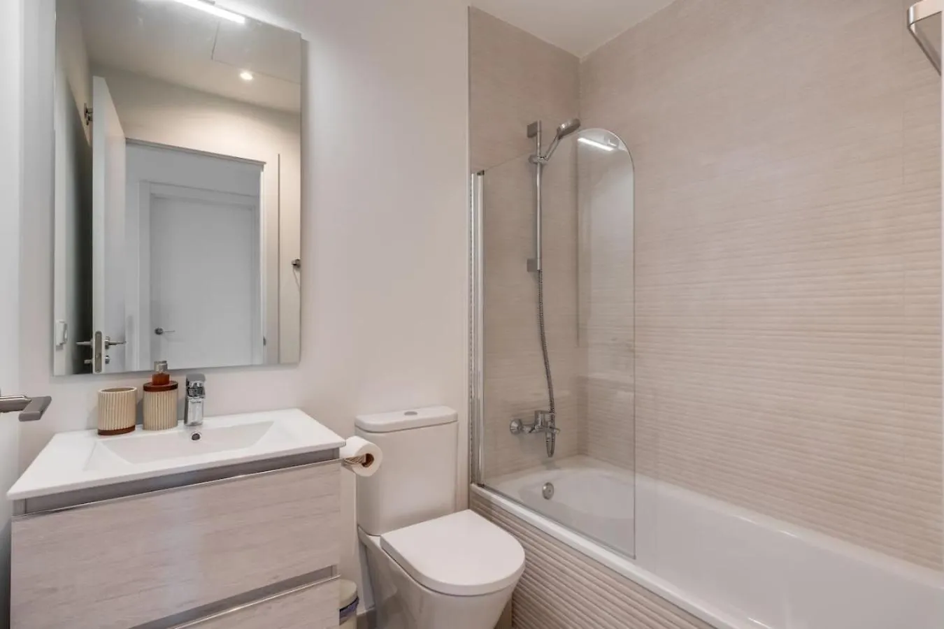 Brand New Penthouse In Εστεπόνα 0*,  Ισπανία