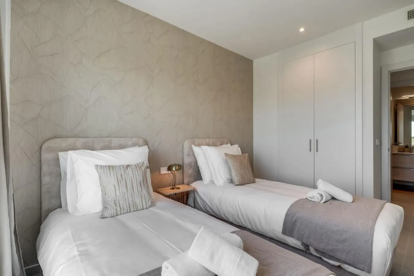 Διαμέρισμα Brand New Penthouse In Εστεπόνα