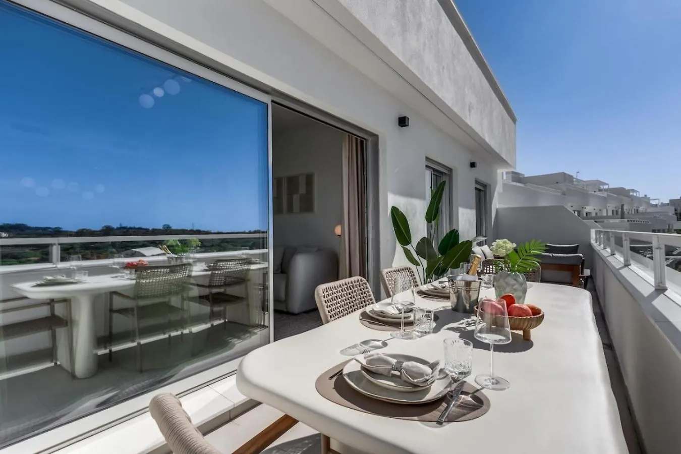 Διαμέρισμα Brand New Penthouse In Εστεπόνα